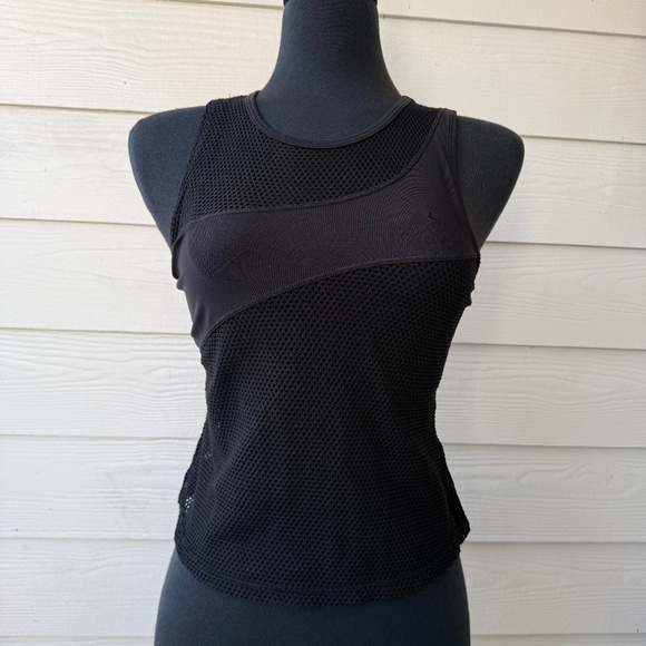 Nike Sphere | Black Sheer Mesh Athletic Top | Size M - Picture 1 of 6